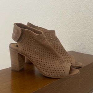 Steve Madden booties - SUNNNYY Tan leather size 8